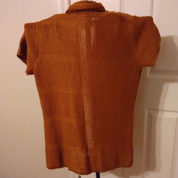 Dress Barn short sleeve sweater. NWOT. - Picture 2 of 5